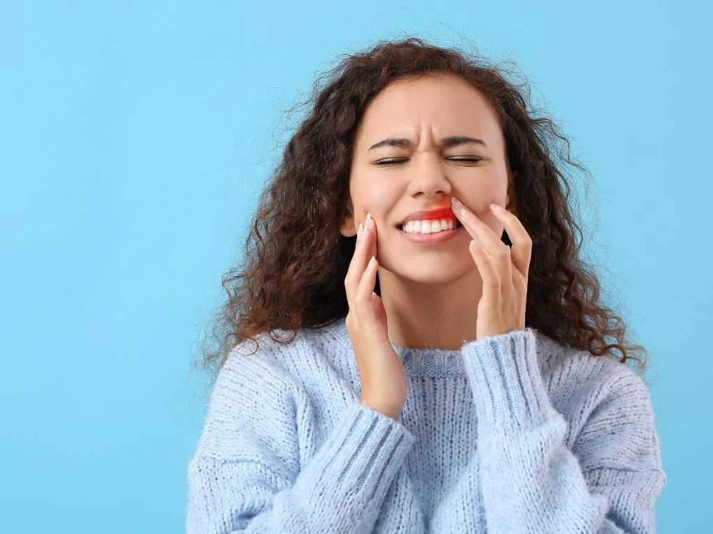Bulto en la encía dentista Astigarraga